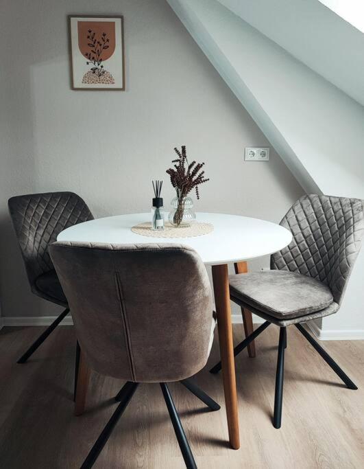 Stylische Altstadtwohnung - Netflix - Smart Tv - Schlafsofa Fuer 3 Personen Érfurt Exterior foto